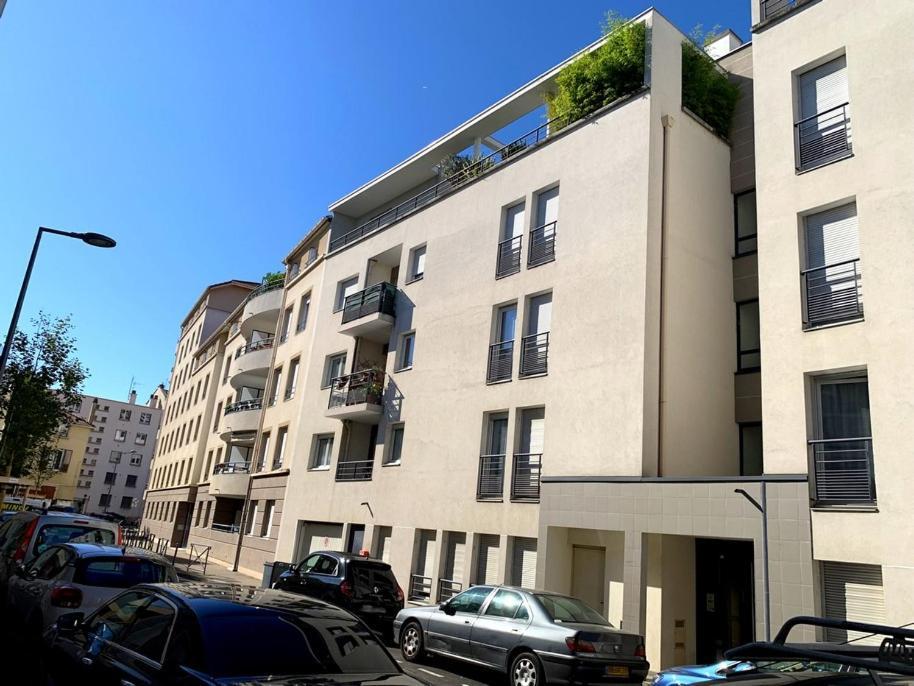 Beau Studio Tout Confort Au Calme Avec Parking . Leilighet Villeurbanne Eksteriør bilde